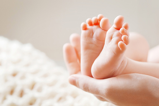 Mother-Infant Dialectical Behavioural Therapy Program